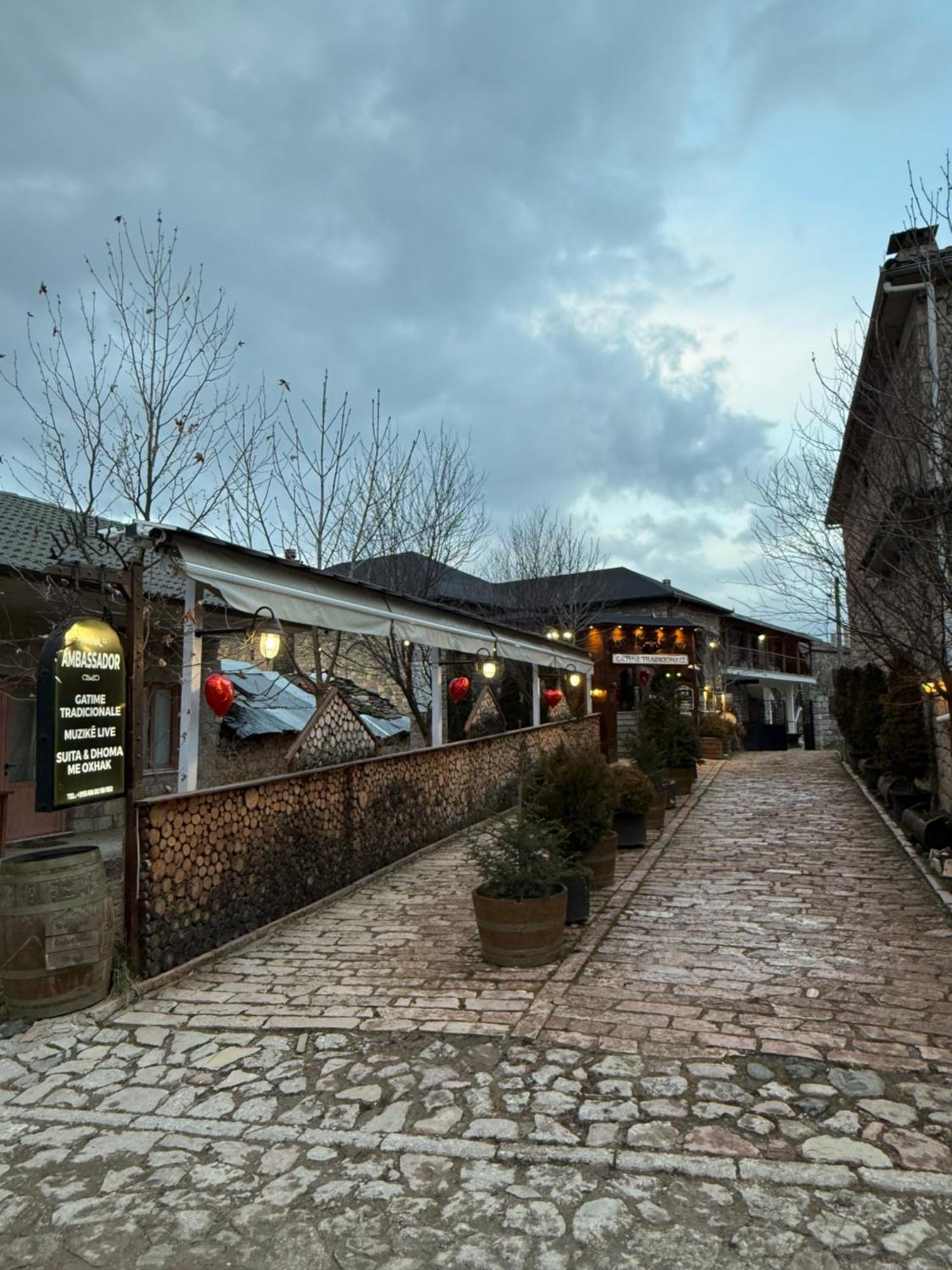 Hotel Ambassador Voskopoje Exterior photo